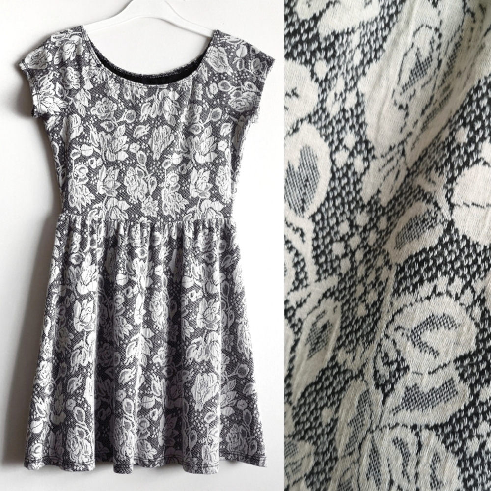 Estam Black and White Feminine Lace Dress